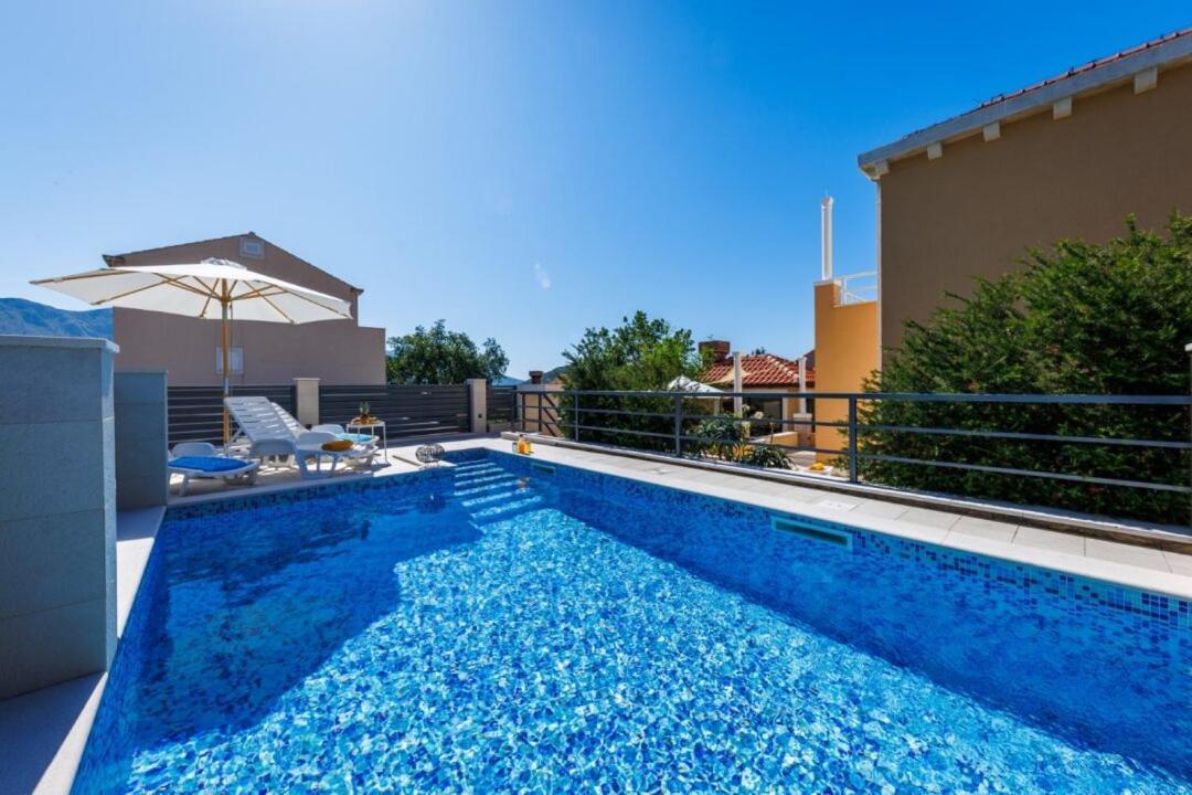 Villa "Amber" Luxury Apartments With A Pool Mlini Habitación foto